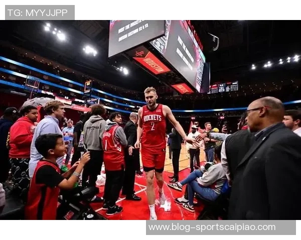 芬奇点评球队表现领先后松懈导致下半场失利状态明显可见